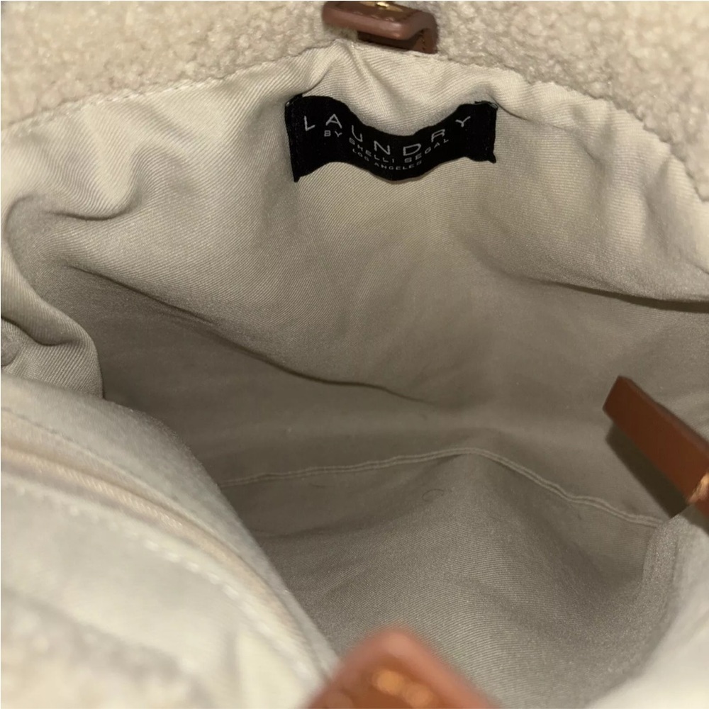 Laundry By Shelli Segal Teddy Bear Bag Purse Small Cream Crossbody Fuzzy Leather - Picture 3 of 6